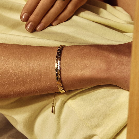 Pilgrim bangle shop